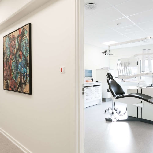 Tandlægestue i Svendborg, hvor patienter fra blandt andet Faaborg og Ringe får professionel paradentose behandling.